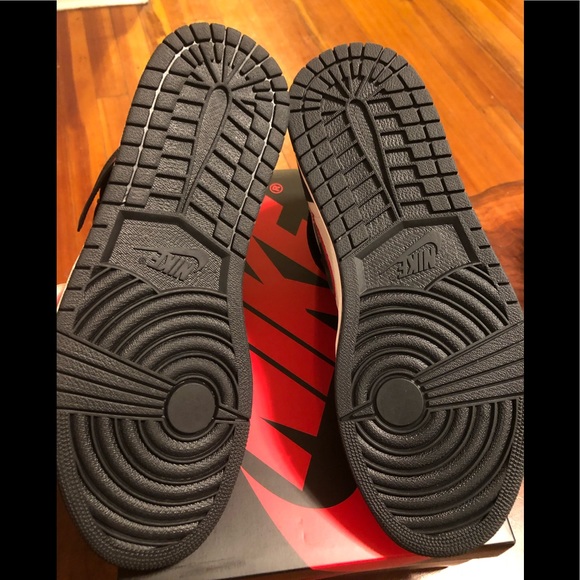 Jordan 1 Retro Hi OG "Sports Illustrate" SOLD - Picture 8 of 8